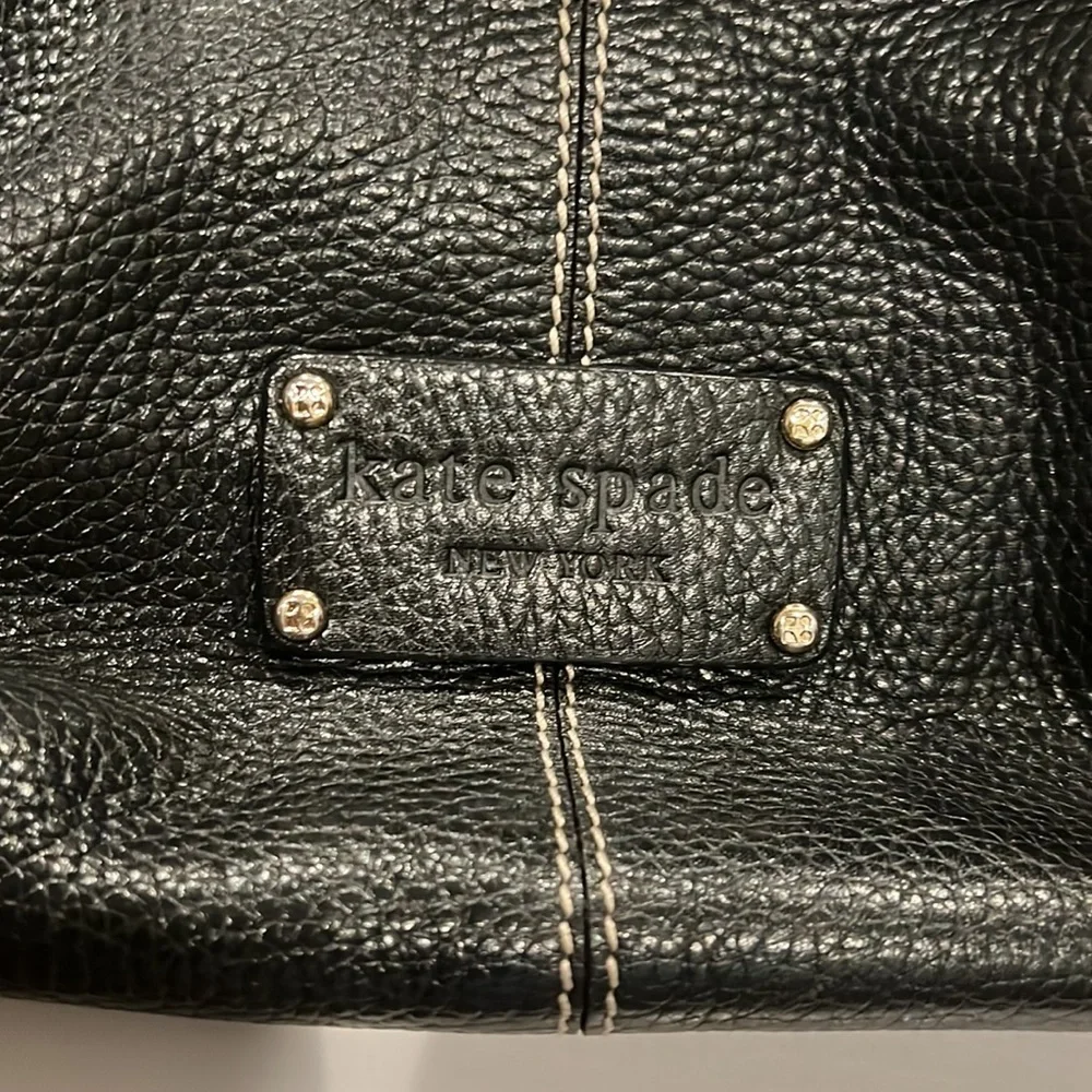 Kate spade purse with handle straps - Picture 2 of 13